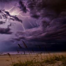 Severe weather ove Florida beach